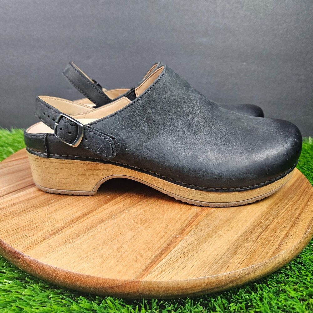 Dansko Berry Clog Shoes Womens EU39 US 9 Black Nubuck Leather Clogs Slip On